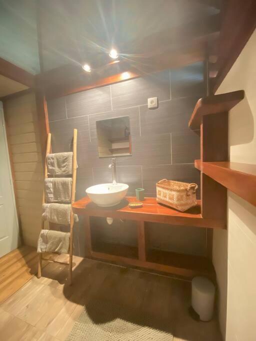 Ti Zaboka Chalet , Spa Privatif Les Abymes Bagian luar foto